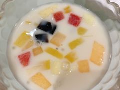 椰浆西米水果捞-日昌餐馆(Mini西点茂店)