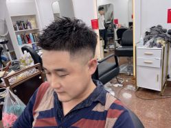 -乾健·烫染·接发SALON