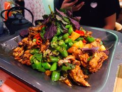 紫苏滋味牛蛙-炭舍干锅(华发商都店)