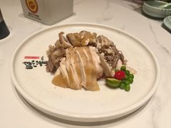 -梅利汴京烤鸭•开封豫菜地标店(东大街店)