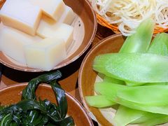 -黔有有贵州酸汤夺夺粉火锅(五味十字店)