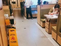 -海底捞火锅(宝龙广场夜宵主题店)