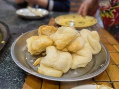 -老渔翁炖鱼坊(黄海西路东山店)
