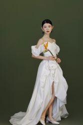 -喜爱高定婚纱摄影
