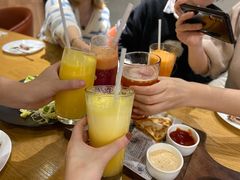 小蛮腰-LO CALCOW卡路力轻食主义餐厅(陆家嘴店)