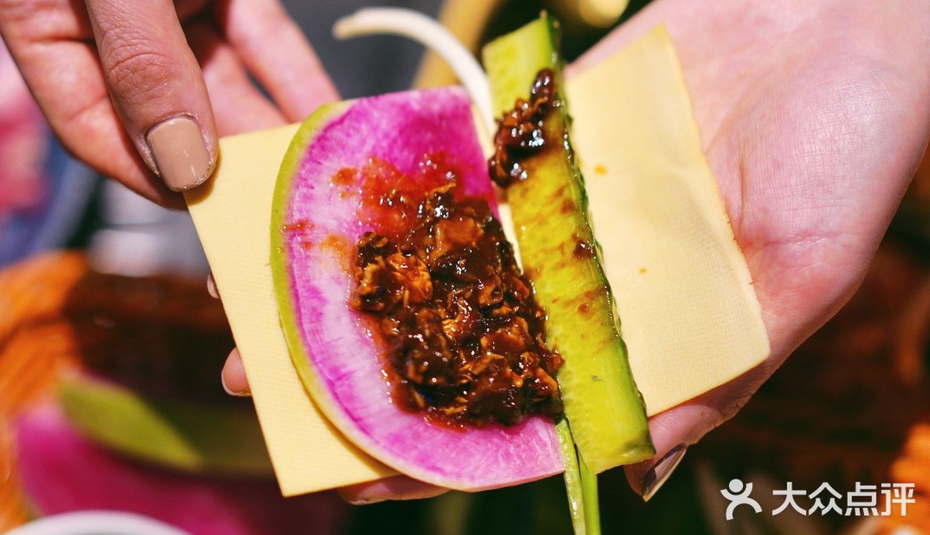 在这家超好吃的烤肉店第一次吃到东北冻梨