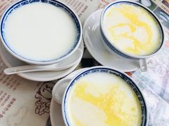 -周大娘牛乳(旧寨古村总店)