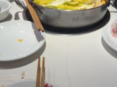 -七欣天香辣蟹火锅(闵行浦江欢乐颂店)