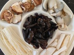 -迎宾楼(解放西街店)