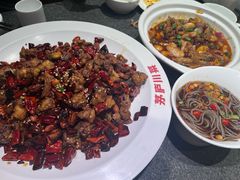 -茅庐川菜(威高广场店)
