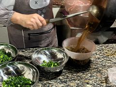 -正宗杨记普洱酸醋米线(总店)