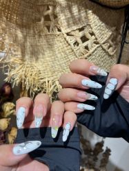 -NEW LOOK-绿麓 · 美甲美睫脱毛工作室