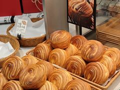 -乐兹薇尔高端烘焙店(海宁西田城店)
