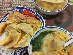 -长人馄饨铺(解放街店)