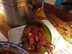 鸭舌-胡桃里音乐酒馆(环亚凯瑟琳广场店)