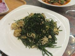 -乡村馕坑肉·烧烤·新疆菜·本地人更爱吃(阿勒泰首店)