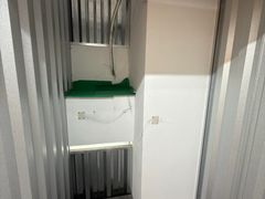 -安东易迷你自助仓储寄存仓库(顾戴路店)