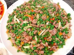 特色尖椒兔-江湖黑大兔(杨家坪店)