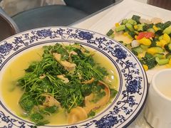 -臻品汇-镇江菜-河豚(大润发店)