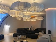 -涨巢·潮玩水疗局