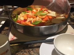-黄记煌三汁焖锅(新佳丽江汉路店)