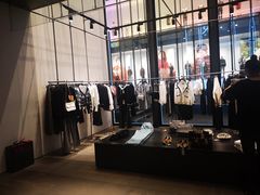 -URBAN REVIVO(深圳华润万象天地店)