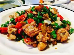 小炒牛蛙-碧丽宫大酒店(召稼楼店)