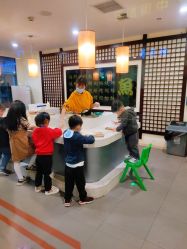 -成都星期8小镇(江宁南路店)
