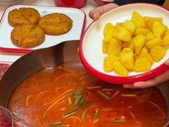 -毛辣果·贵州红酸汤牛肉火锅(西单店)