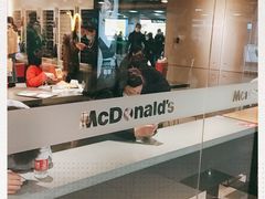 -麦当劳(中山公园龙之梦店)