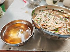 -正宗杨记普洱酸醋米线(总店)