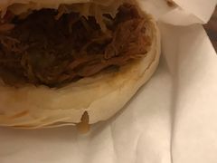 -荀记肉夹馍(三八家乐福店)