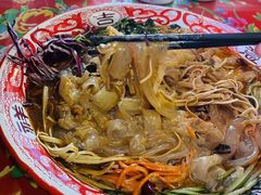 -闯关东东北农家菜(崂山石老人店)