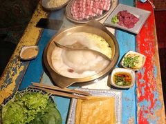 -房子红了鱼豆花重庆老火锅(广厦学院店)