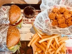 -The Habit Burger Grill 哈比特汉堡(复兴soho店)