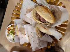 -闫家驴肉老店(华电一校店)