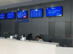 -包玉刚游泳场(黄龙恒励大厦店)