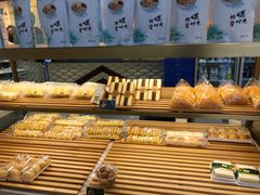 -喜莲娜动物奶油生日蛋糕(箭盘店)