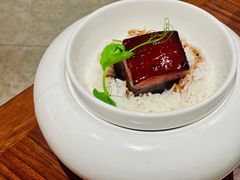 黑松露酱烧肉配泰国米饭-九福楼大酒店