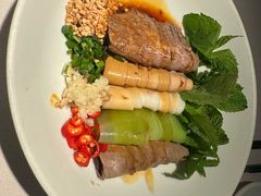 腾冲蘸水薄荷牛肉卷-云腾食府·云南菜