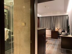 -上海龙之梦万丽酒店