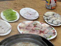 -濠轩阁特色生蚝火锅(水湾路店)