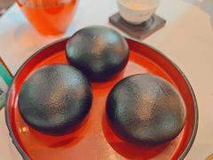 黑金流沙包-粤域茶餐厅