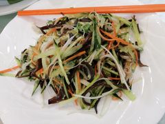 -品香菜馆(旗峰路中侨大厦店)