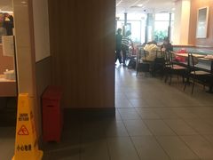 -麦当劳(中唱大厦店)