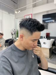 -极剪男士理发