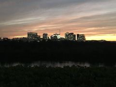 -维乐口腔医院(星海湾分院)