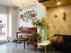 等位区-柯斗斗主题餐厅·狗咖·围炉煮茶·茶饮(国瑞升平里店)