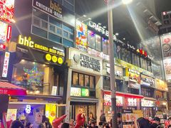 -BHC炸鸡(明洞总店)