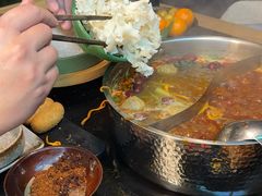 -鹿鸣山草本茶香火锅(园西路店)